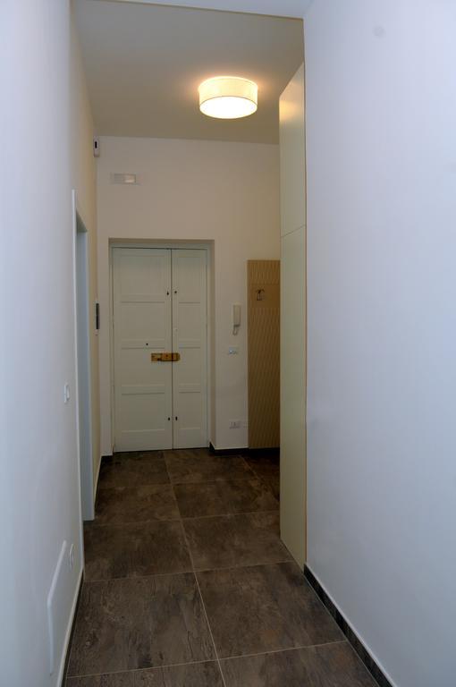 Della Torre Rooms Лече Екстериор снимка