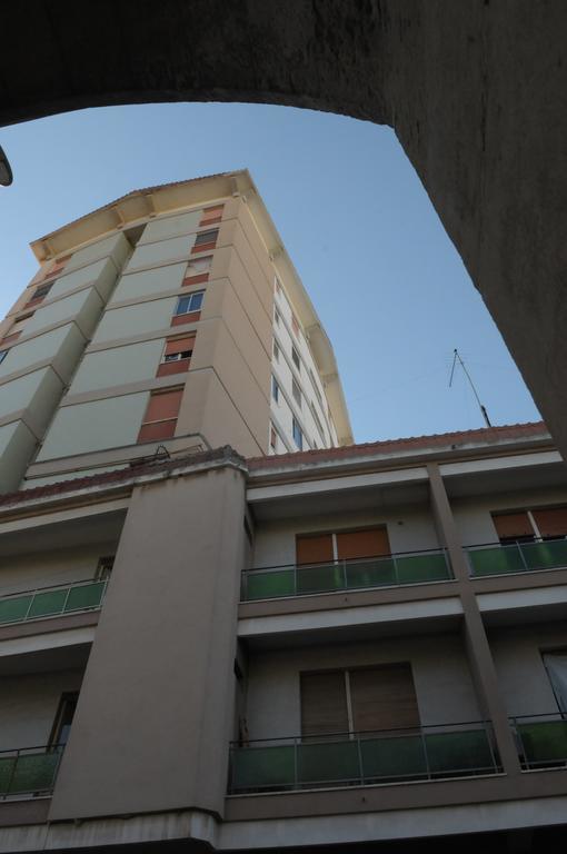 Della Torre Rooms Лече Екстериор снимка